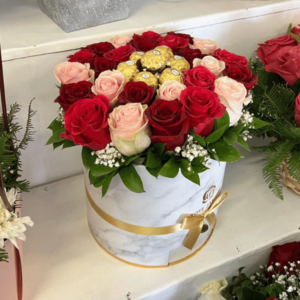 Box amor de rosas y chocolates
