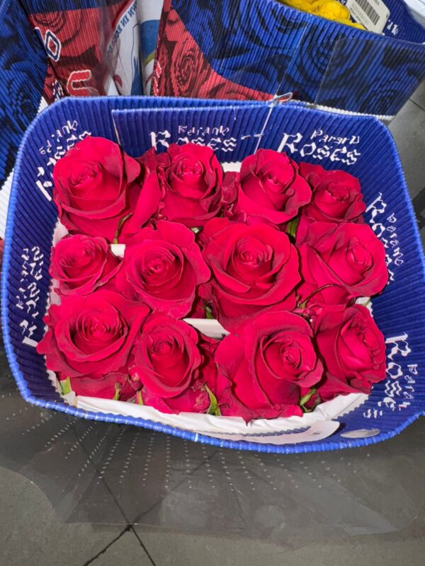 Paquete de 25 rosas - Imagen 3